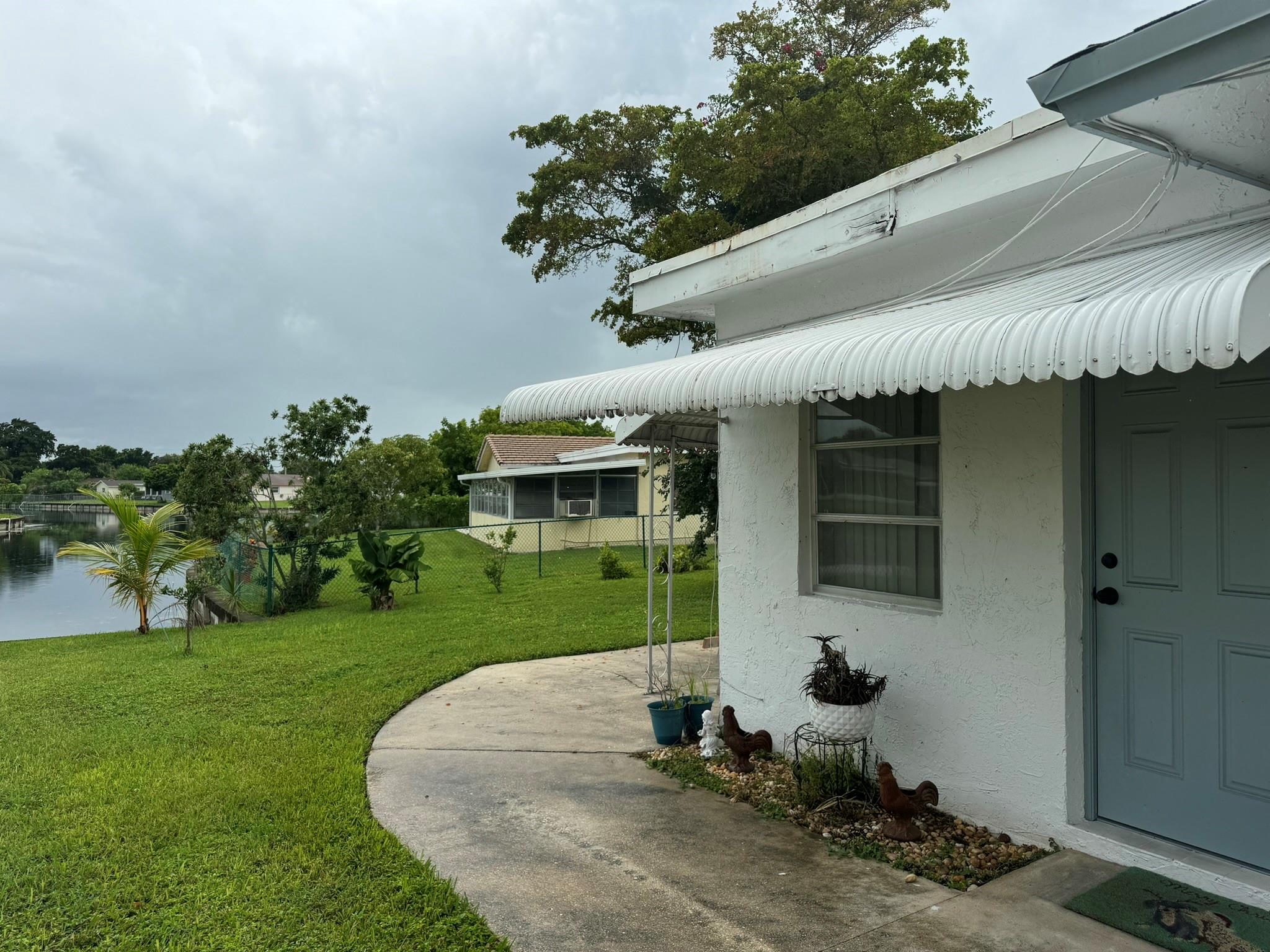 WESTWOOD COMMUNITY 3 - Residential Lease