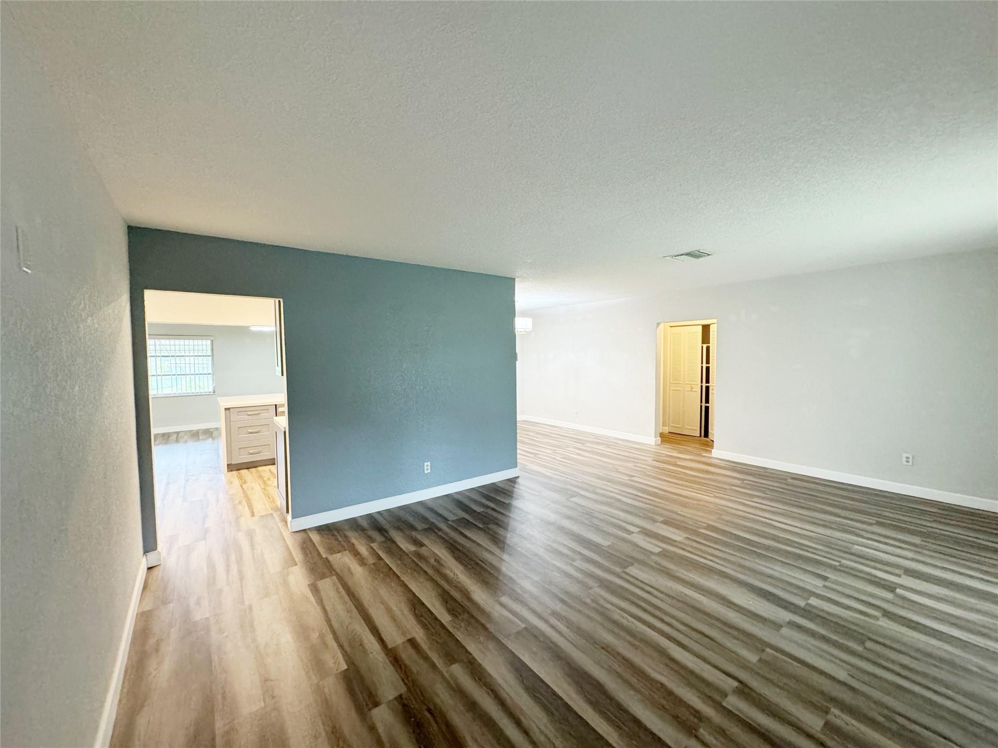 WESTWOOD COMMUNITY 3 - Residential Lease