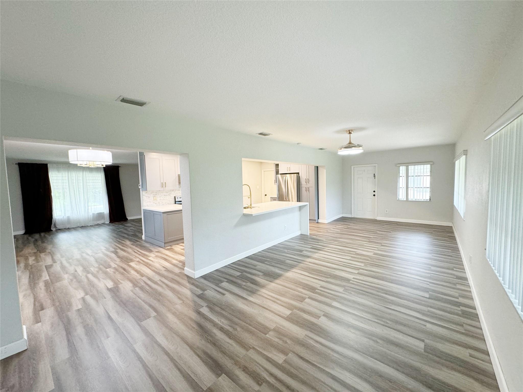 WESTWOOD COMMUNITY 3 - Residential Lease