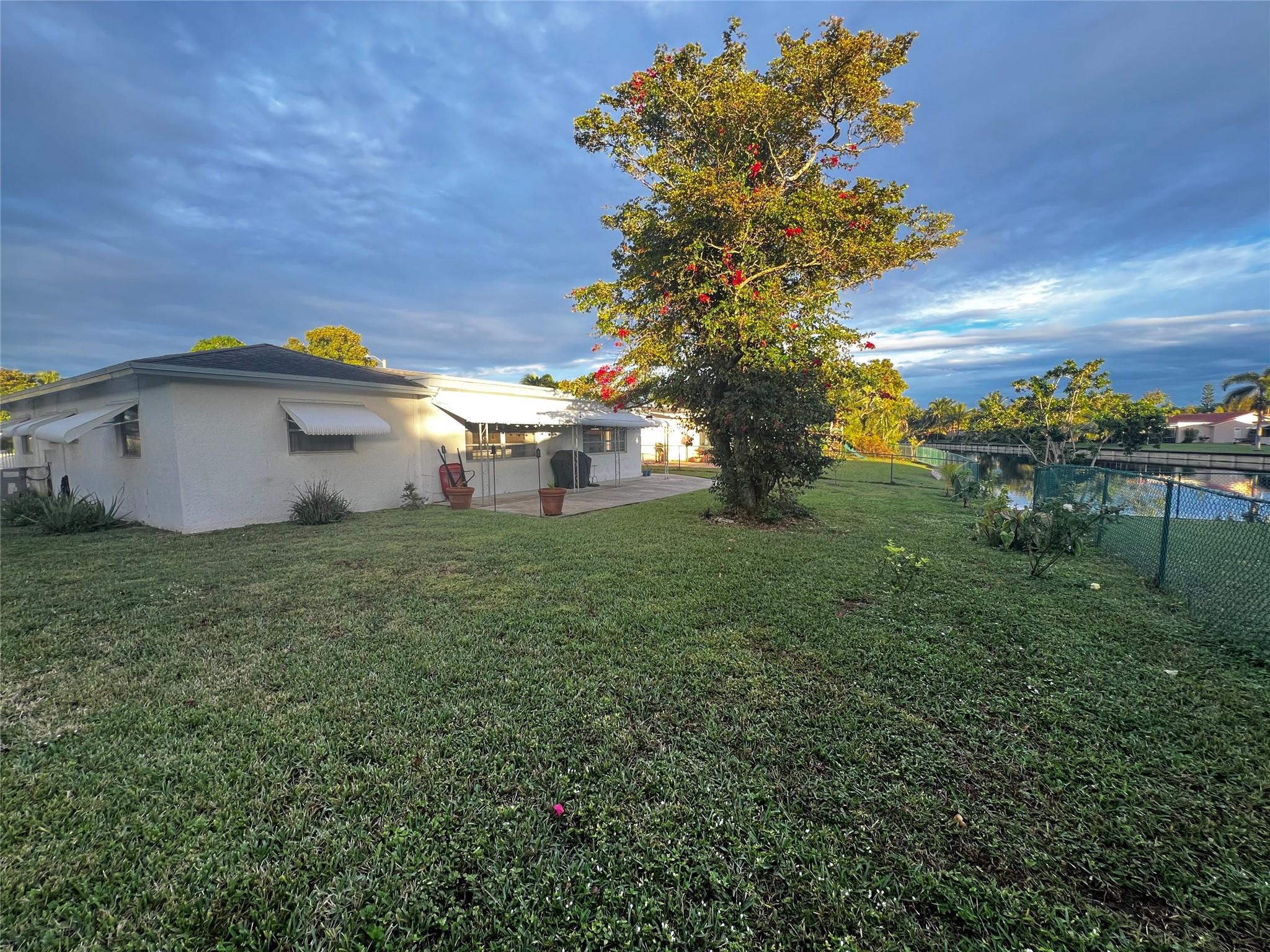 WESTWOOD COMMUNITY 3 - Residential Lease