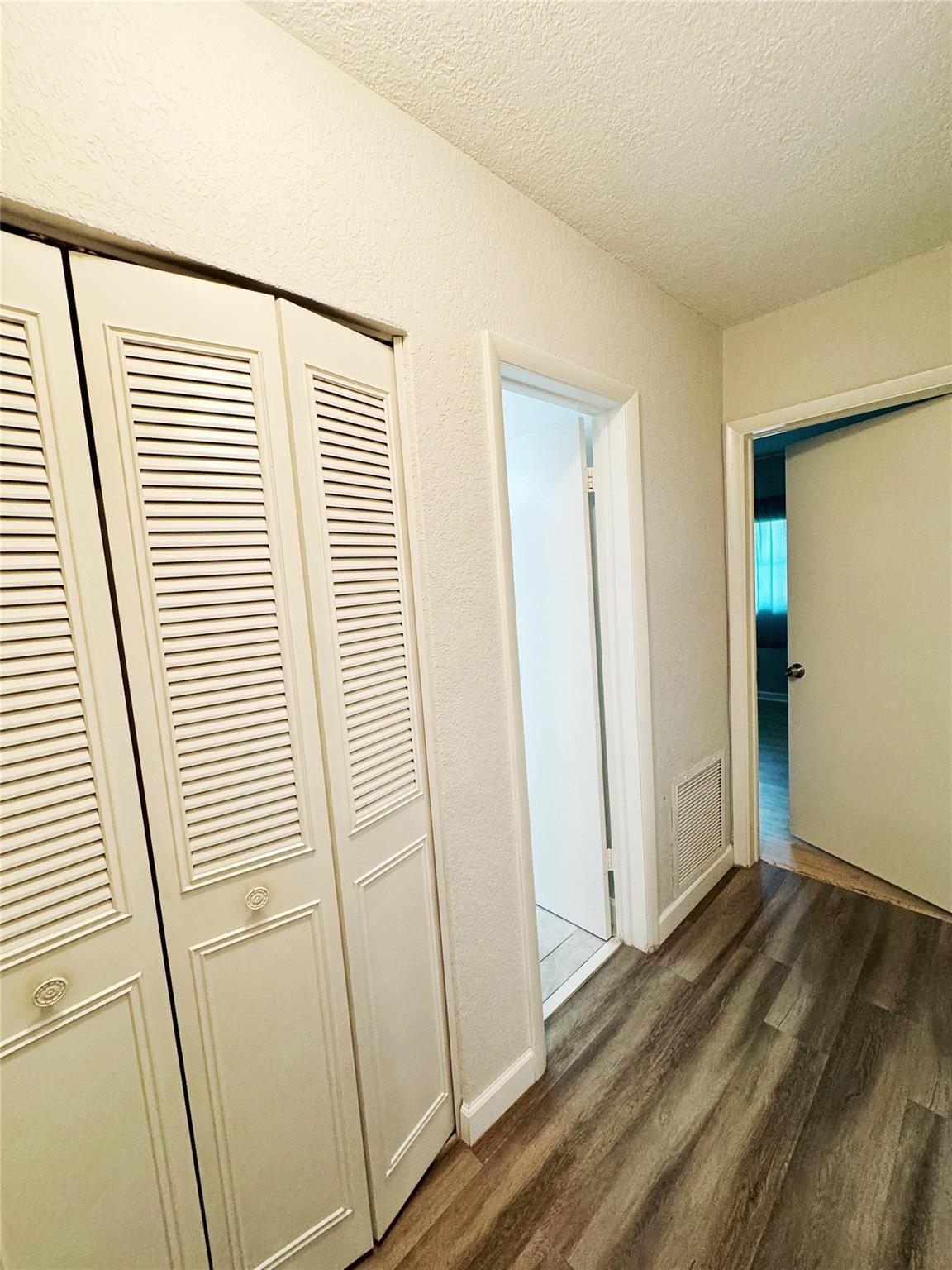 WESTWOOD COMMUNITY 3 - Residential Lease