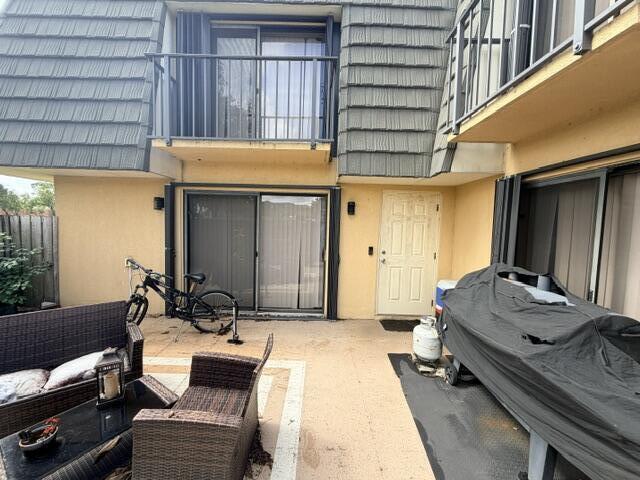VILLAGE OF SANDALWOOD LAKES 3 - Residential