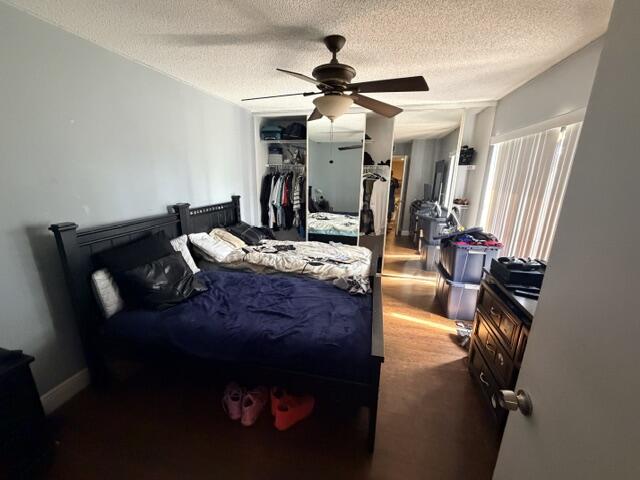 VILLAGE OF SANDALWOOD LAKES 3 - Residential