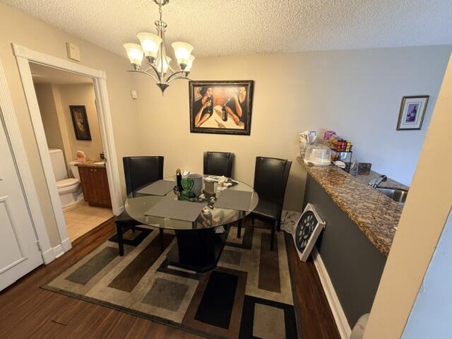 VILLAGE OF SANDALWOOD LAKES 3 - Residential