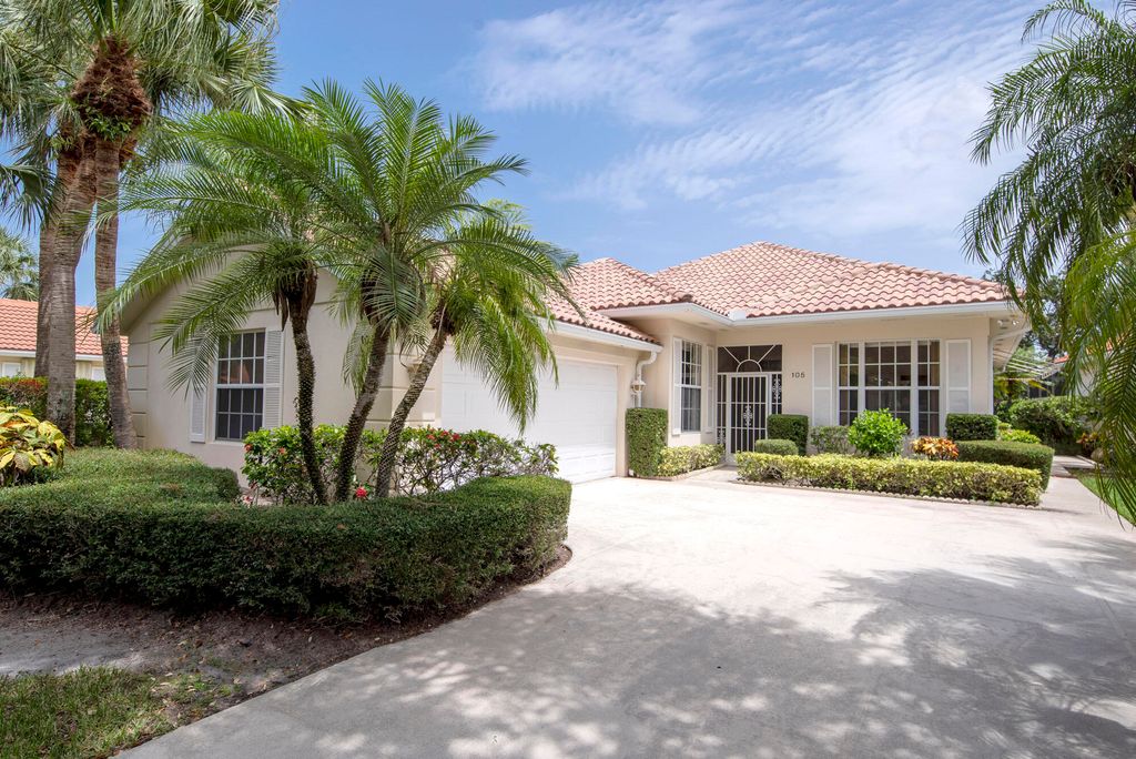 Photo of 105 Lost Bridge Drive, Palm Beach Gardens, FL 33410 (MLS # R11004354)