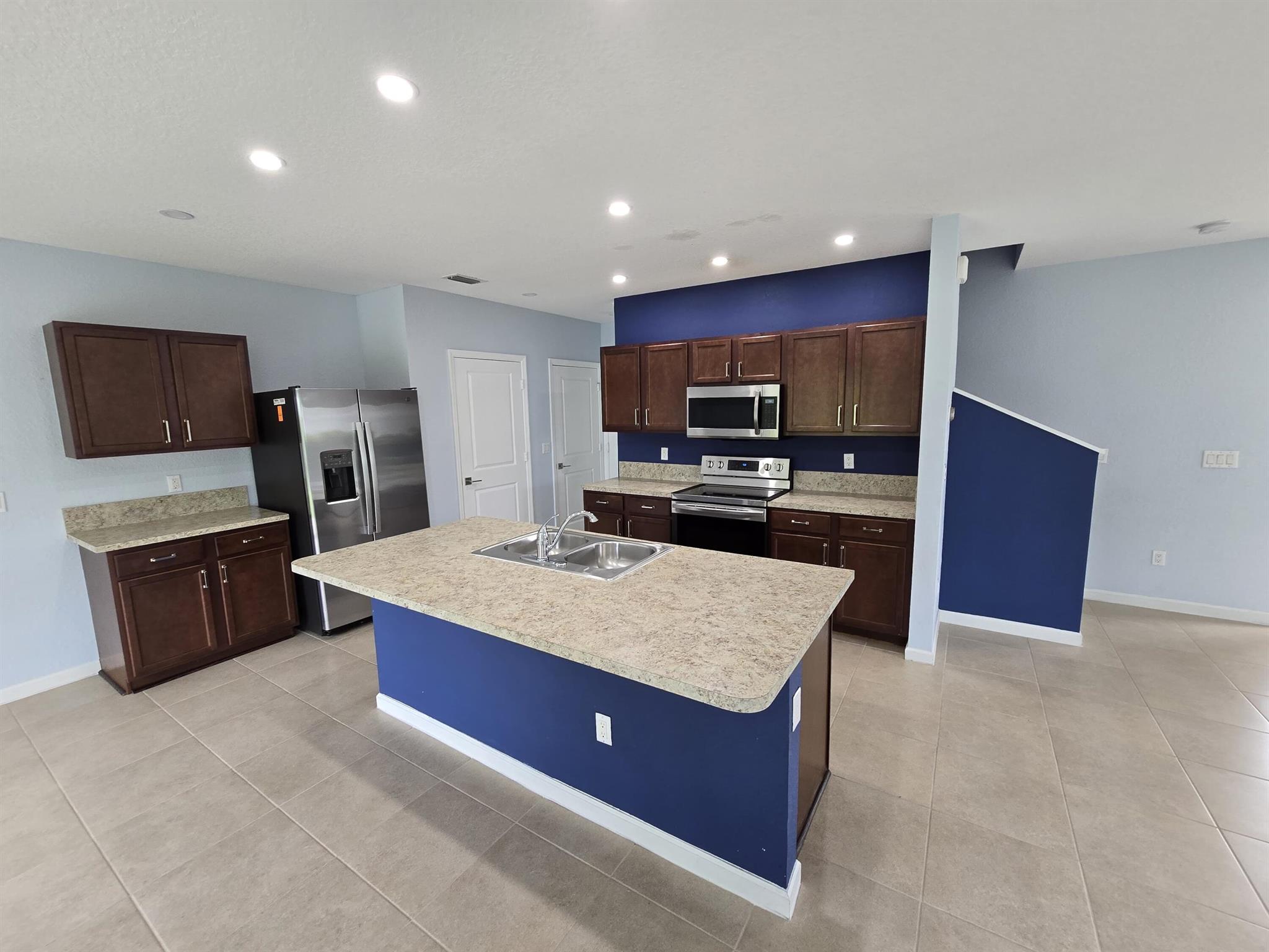 4999 Haverhill Pointe Drive