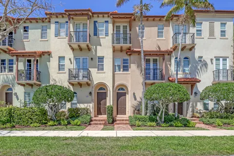 54 Via Floresta Drive, Boca Raton, FL MLS: R11074351