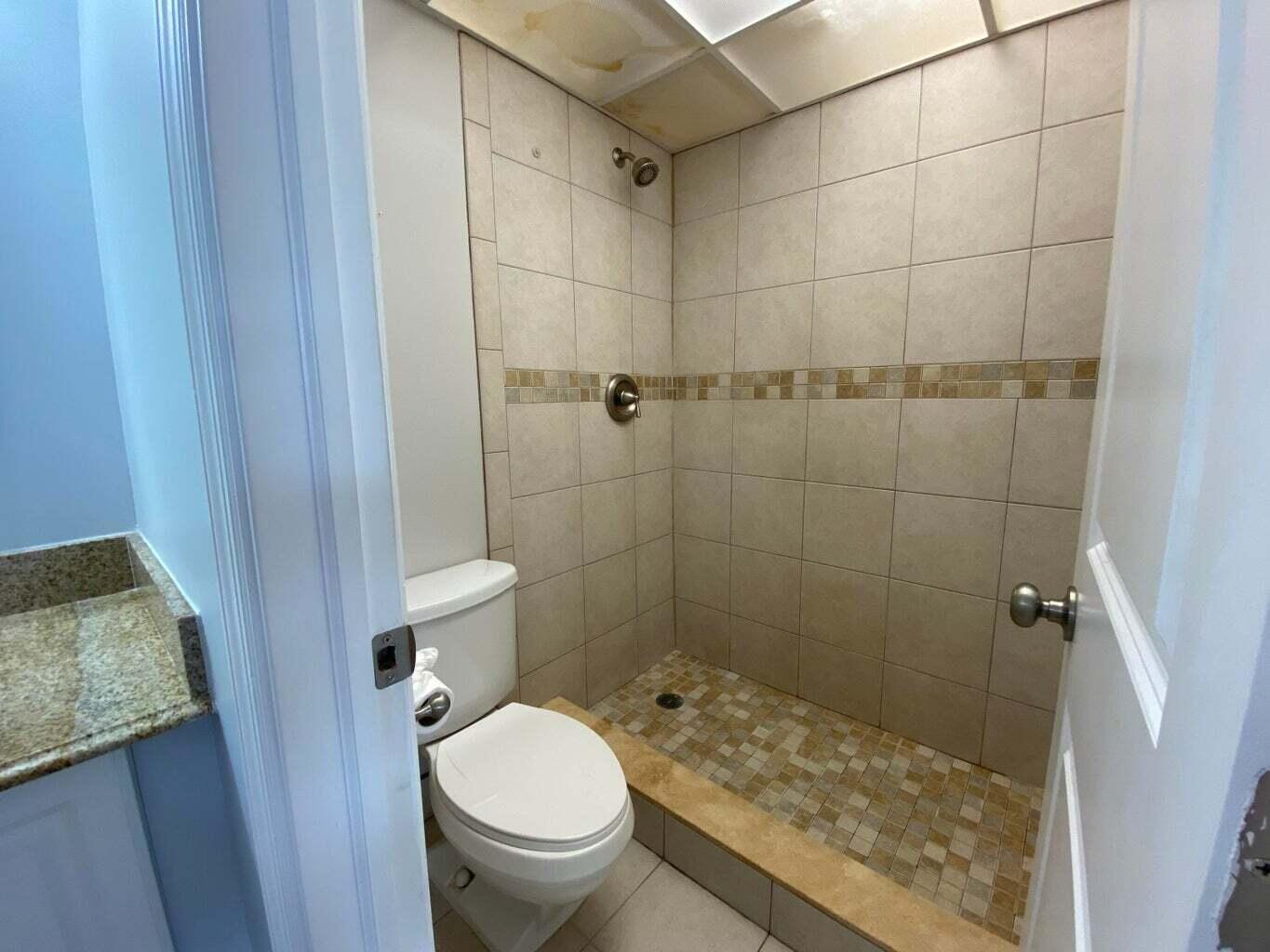 Spanish Oaks - Residential