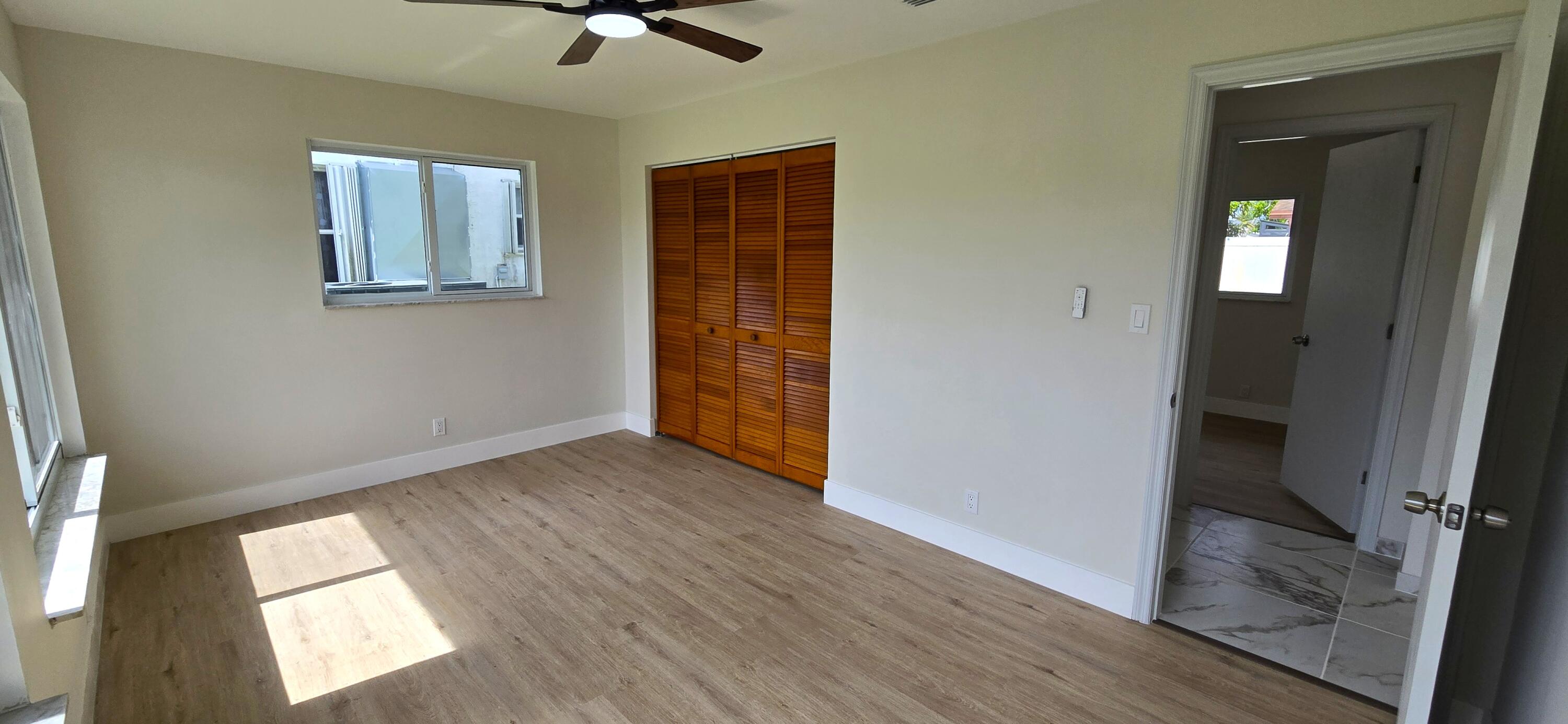 303 SW 33RD Terrace