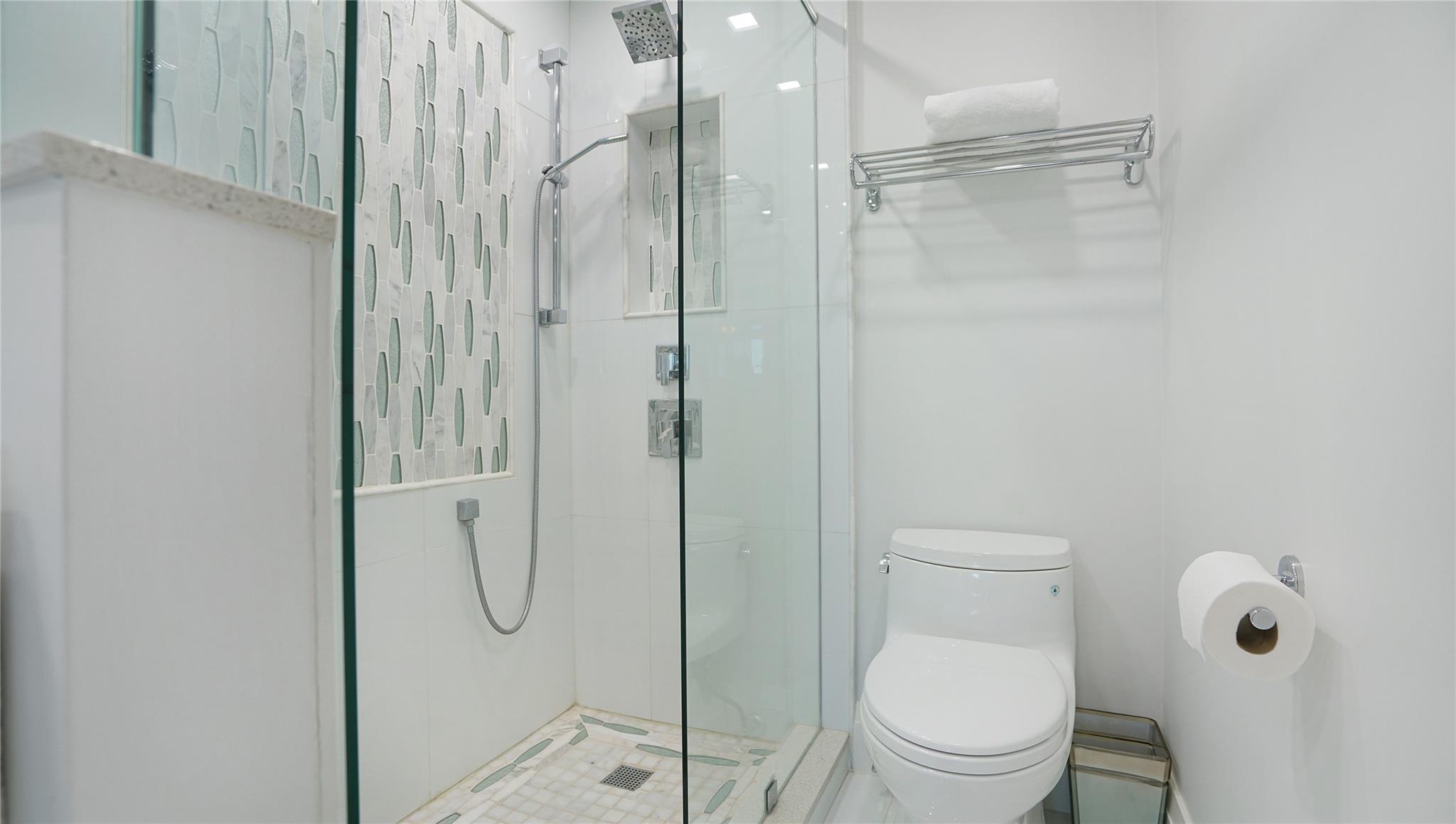 Plaza South - Residential Lease