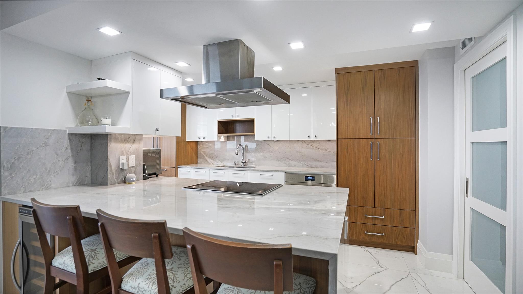 Plaza South - Residential Lease