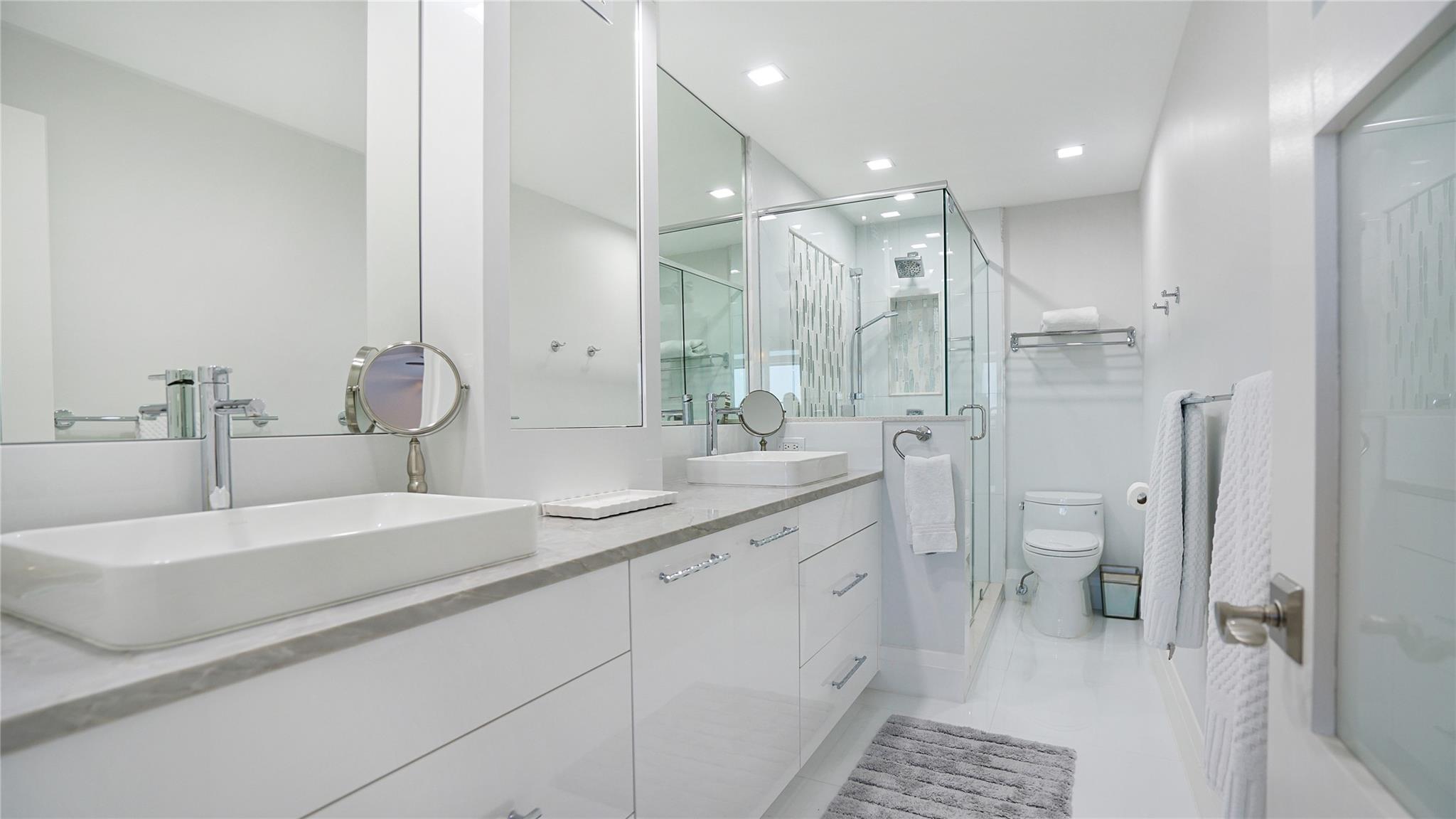 Plaza South - Residential Lease