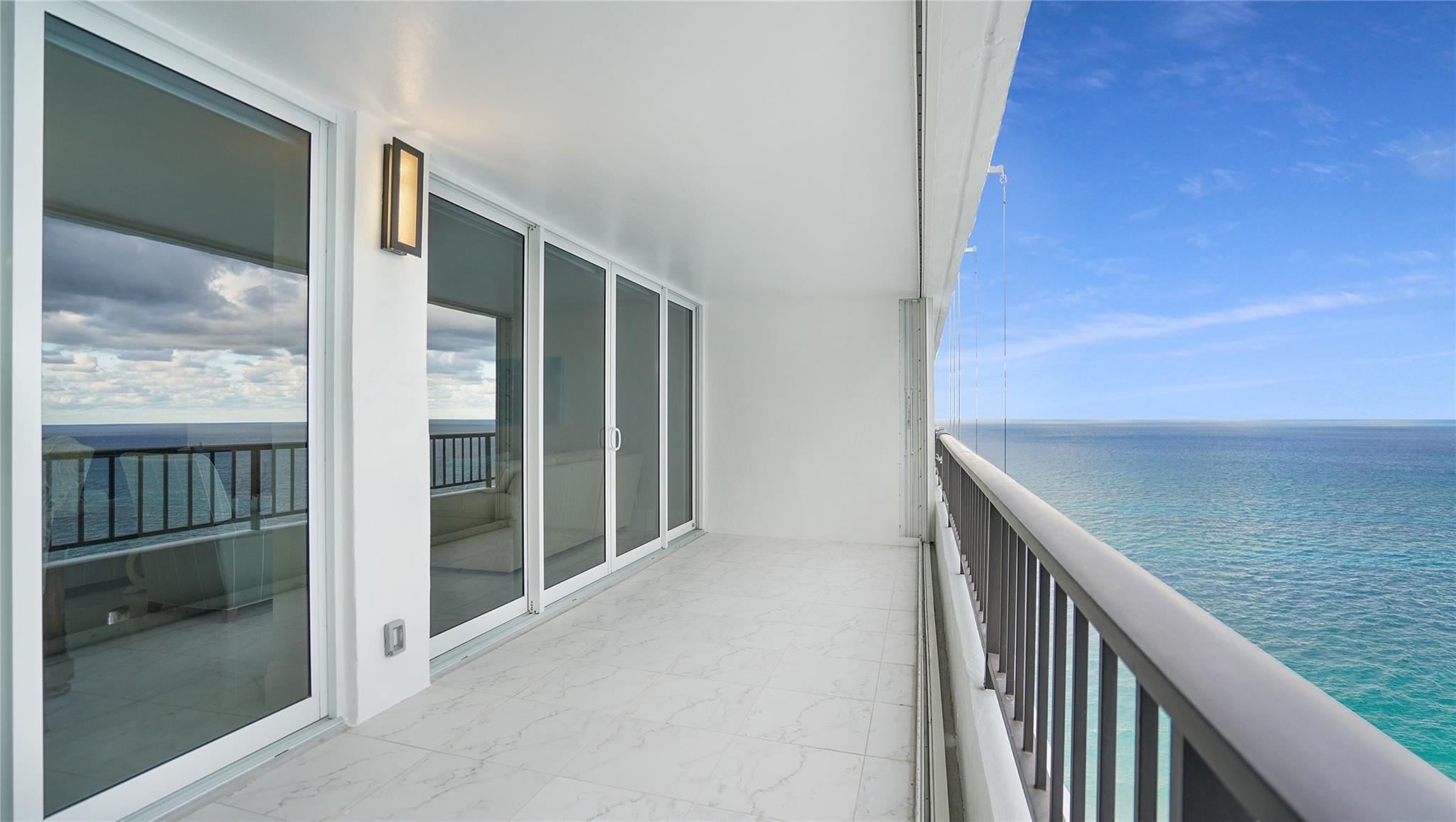 Plaza South - Residential Lease