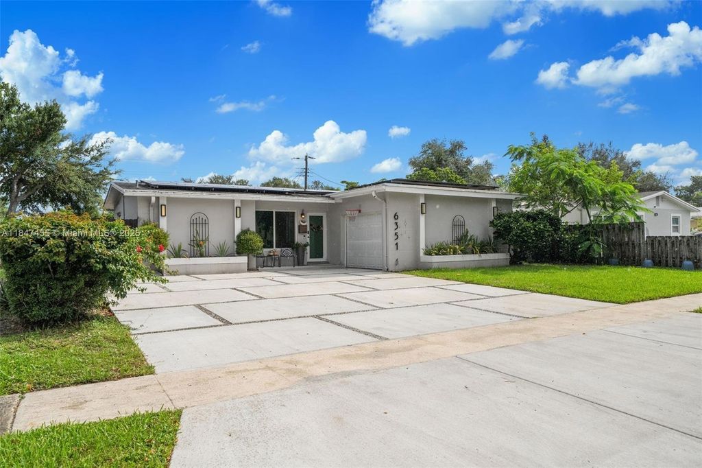 Photo of 6351 Moseley St, Hollywood, FL 33024 (MLS # F10540821)