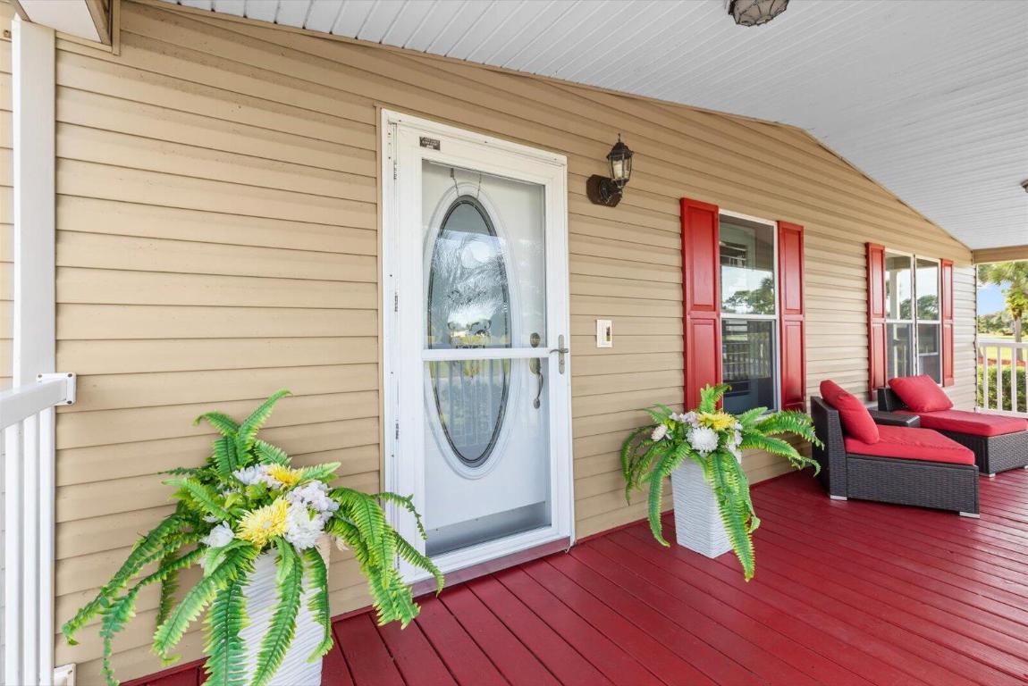 3301 Crabapple Drive