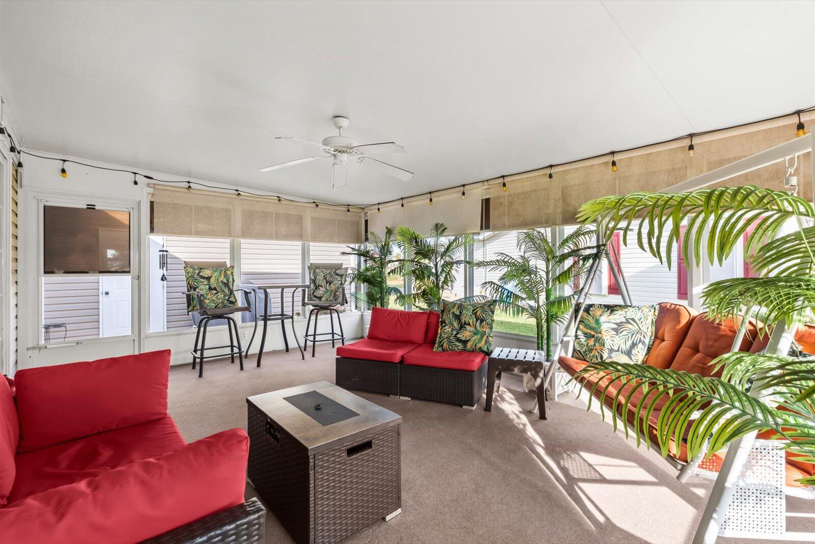 FAIRWAYS AT SAVANNA CLUB REPLAT NO 1 - Residential