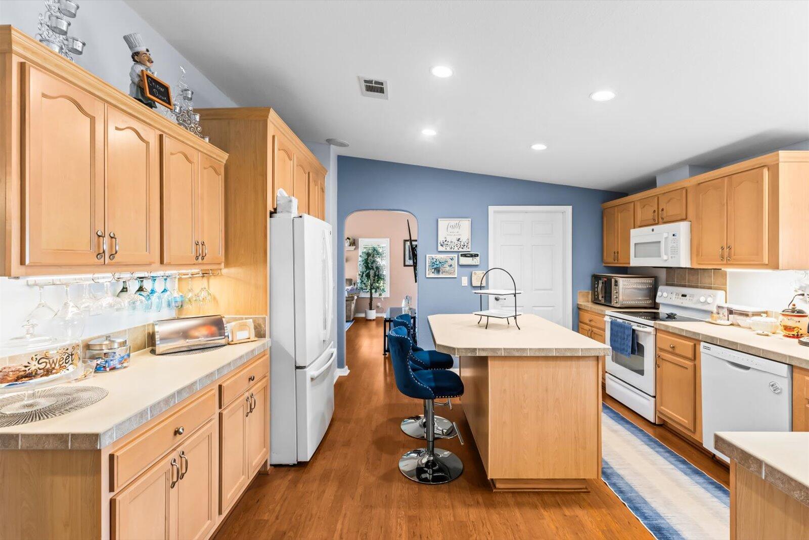 FAIRWAYS AT SAVANNA CLUB - Residential