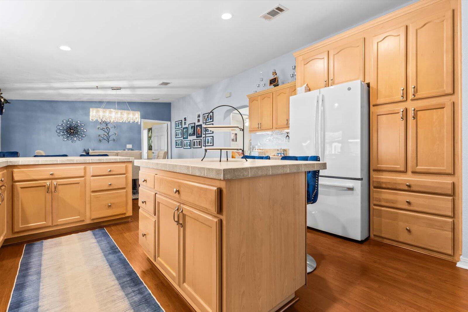 FAIRWAYS AT SAVANNA CLUB - Residential