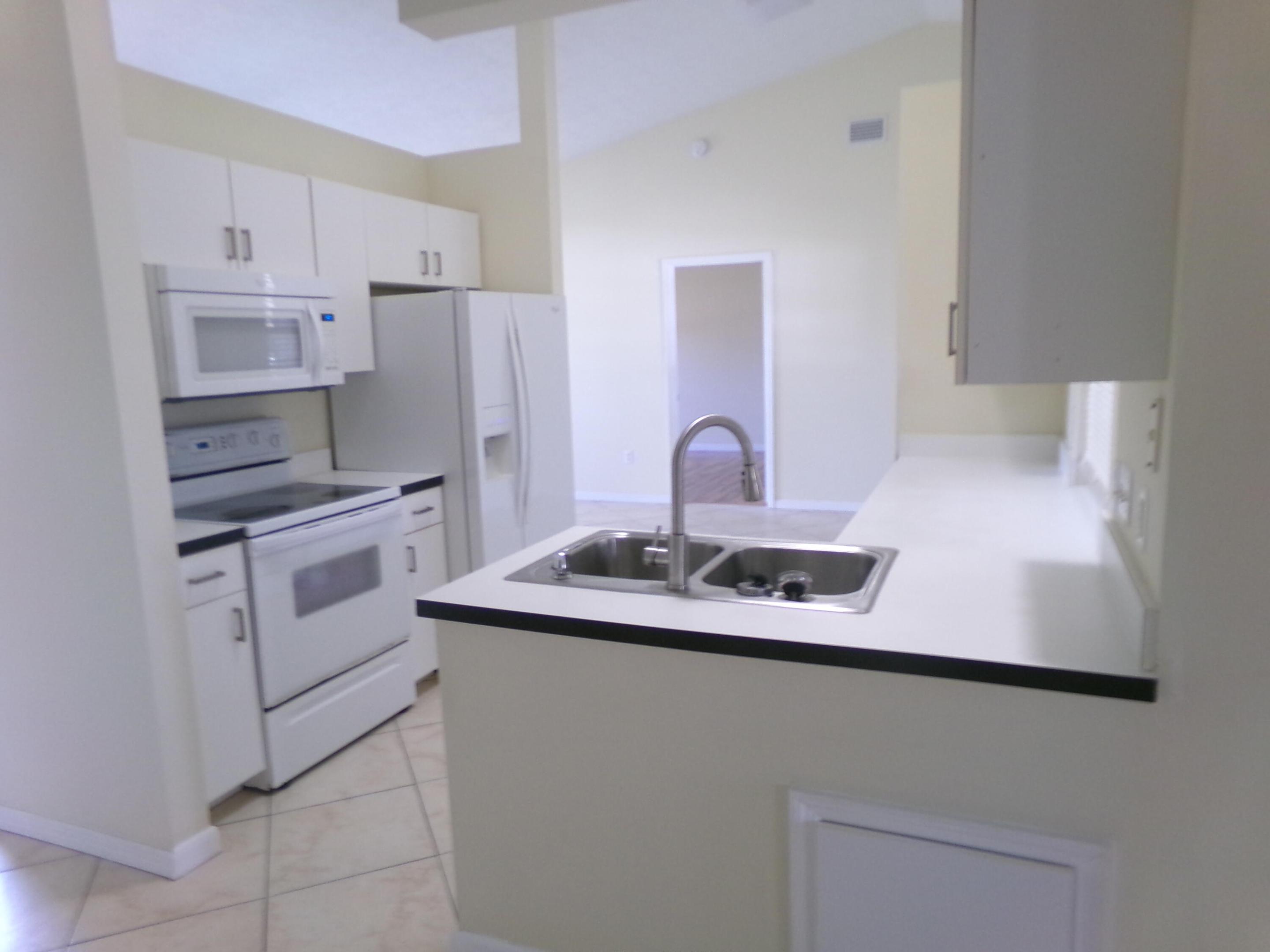 PORT ST LUCIE SECTION 13 - Residential