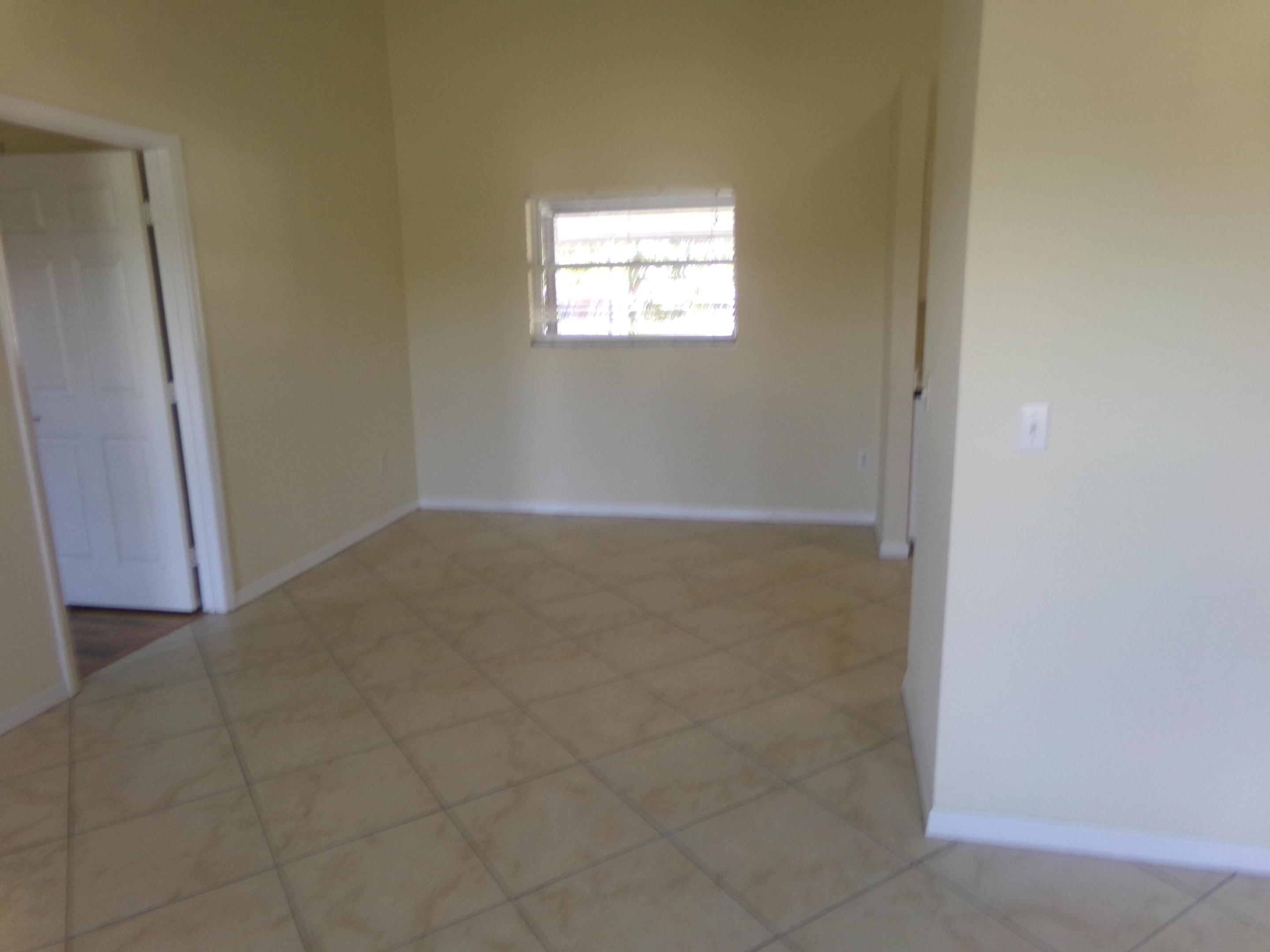 PORT ST LUCIE SECTION 13 - Residential