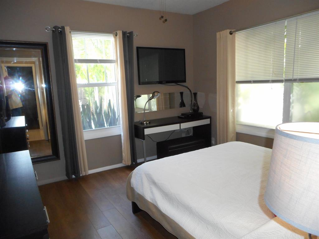 COLONIAL ESTATES - Residential