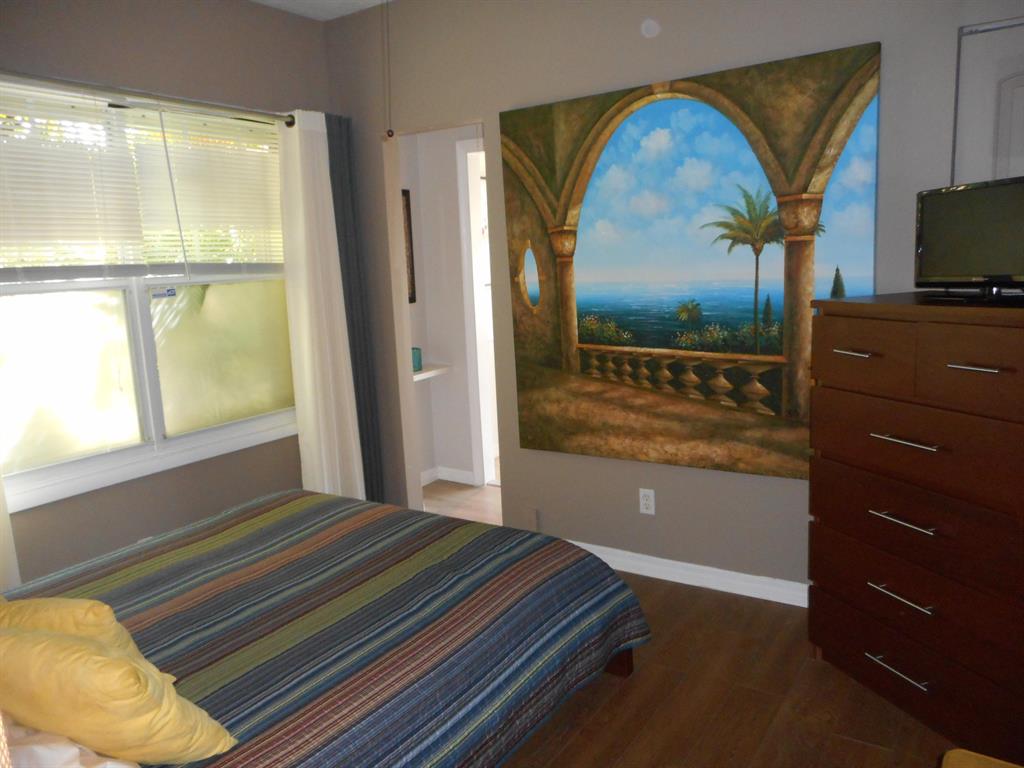 COLONIAL ESTATES - Residential