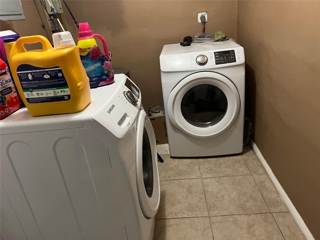 Westwood Community 5 78-3 - Residential