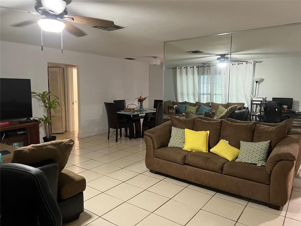 Westwood Community 5 78-3 - Residential