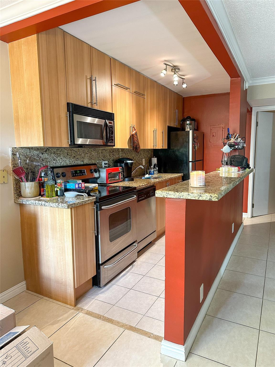 TUDOR MANOR CONDO - Residential Lease