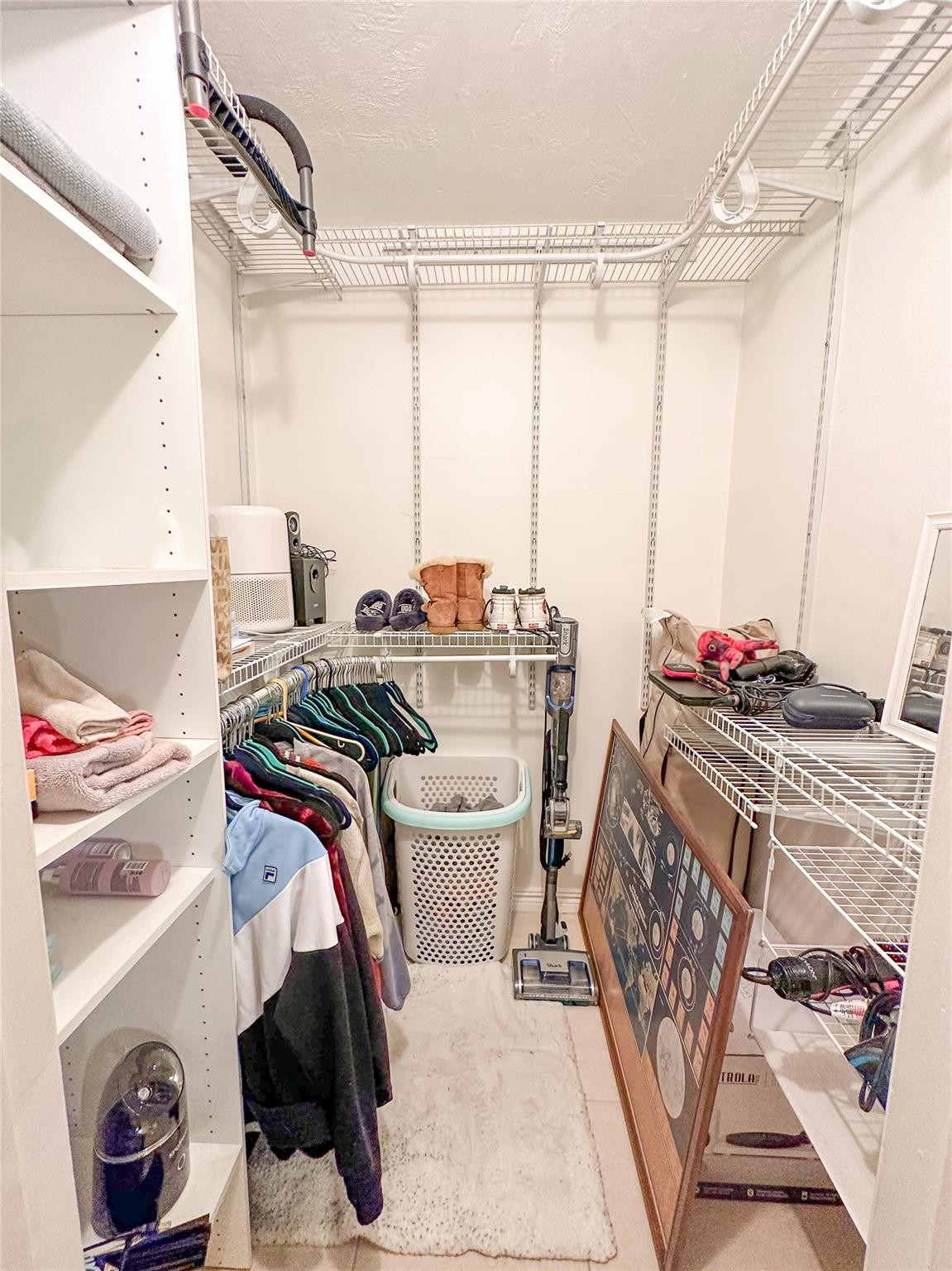 TUDOR MANOR CONDO - Residential Lease