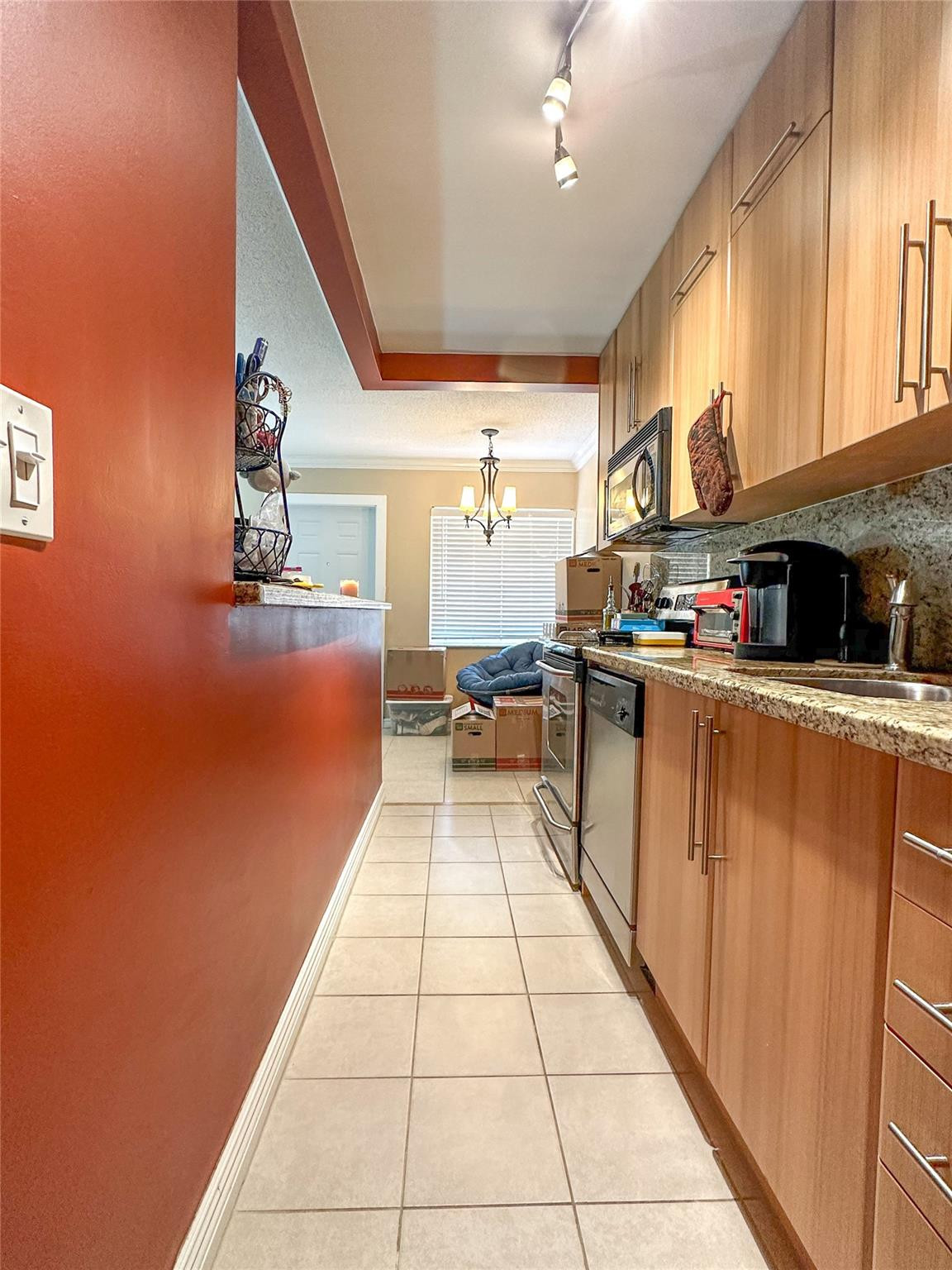 TUDOR MANOR CONDO - Residential Lease