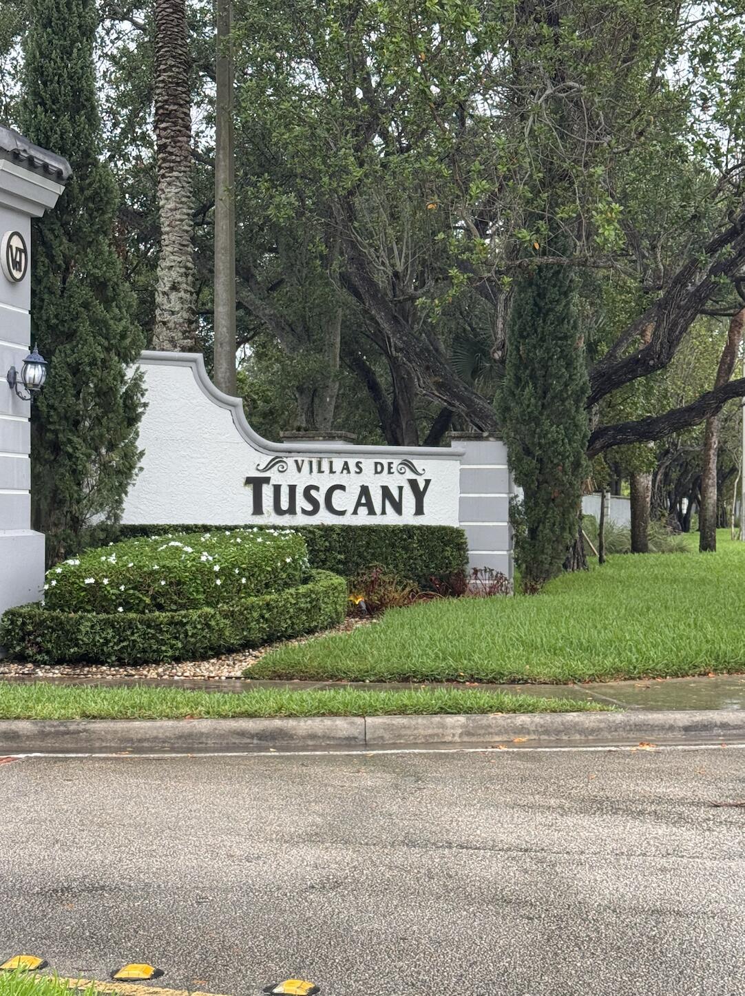 VILLAS DE TUSCANY CONDO - Residential