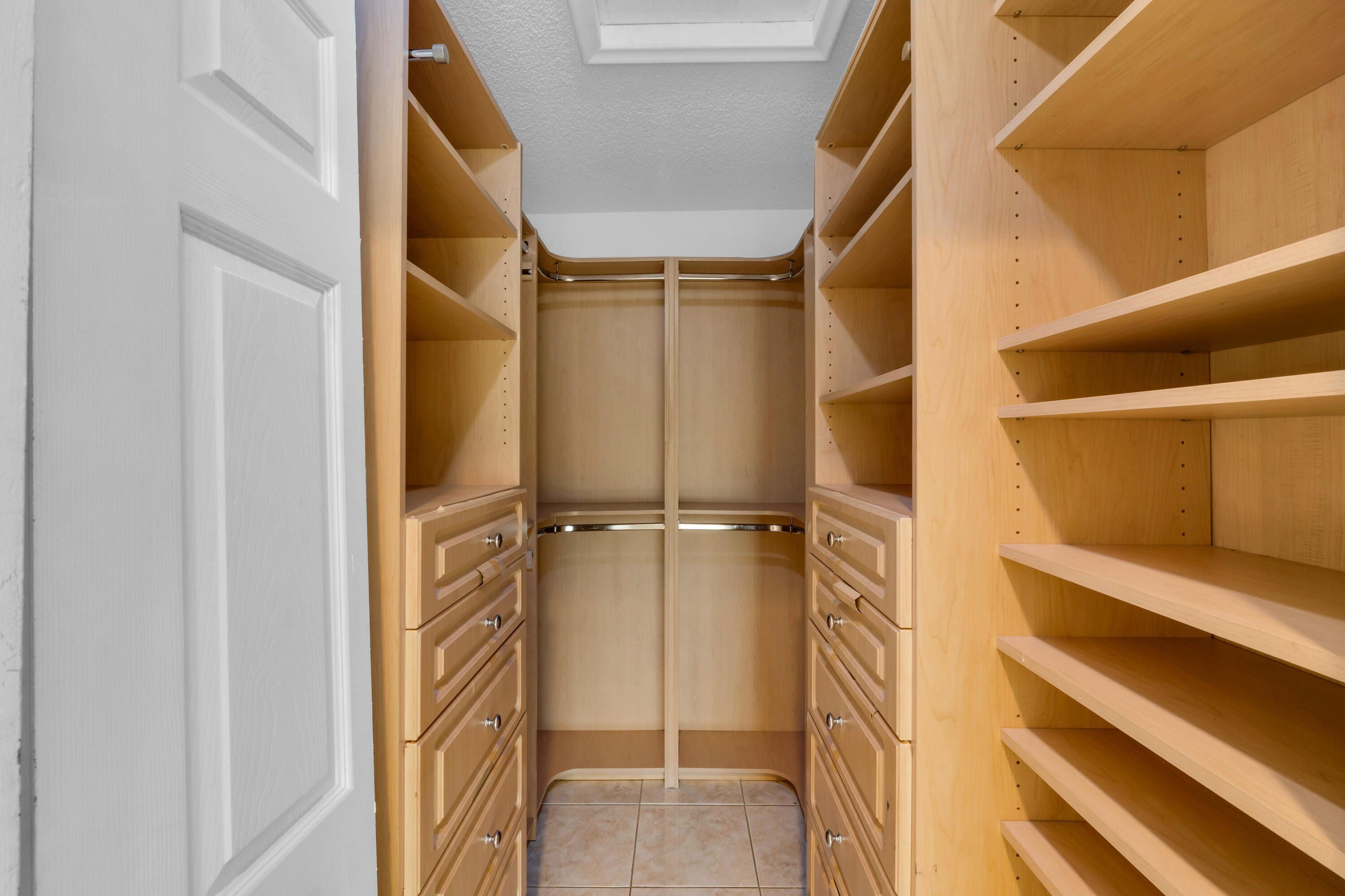 SUNRISE GOLF VILLAGE - Residential