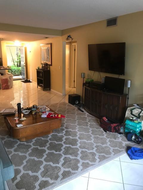 HIDDEN HARBOUR OF THE PALM BEACHES CONDO - Residential