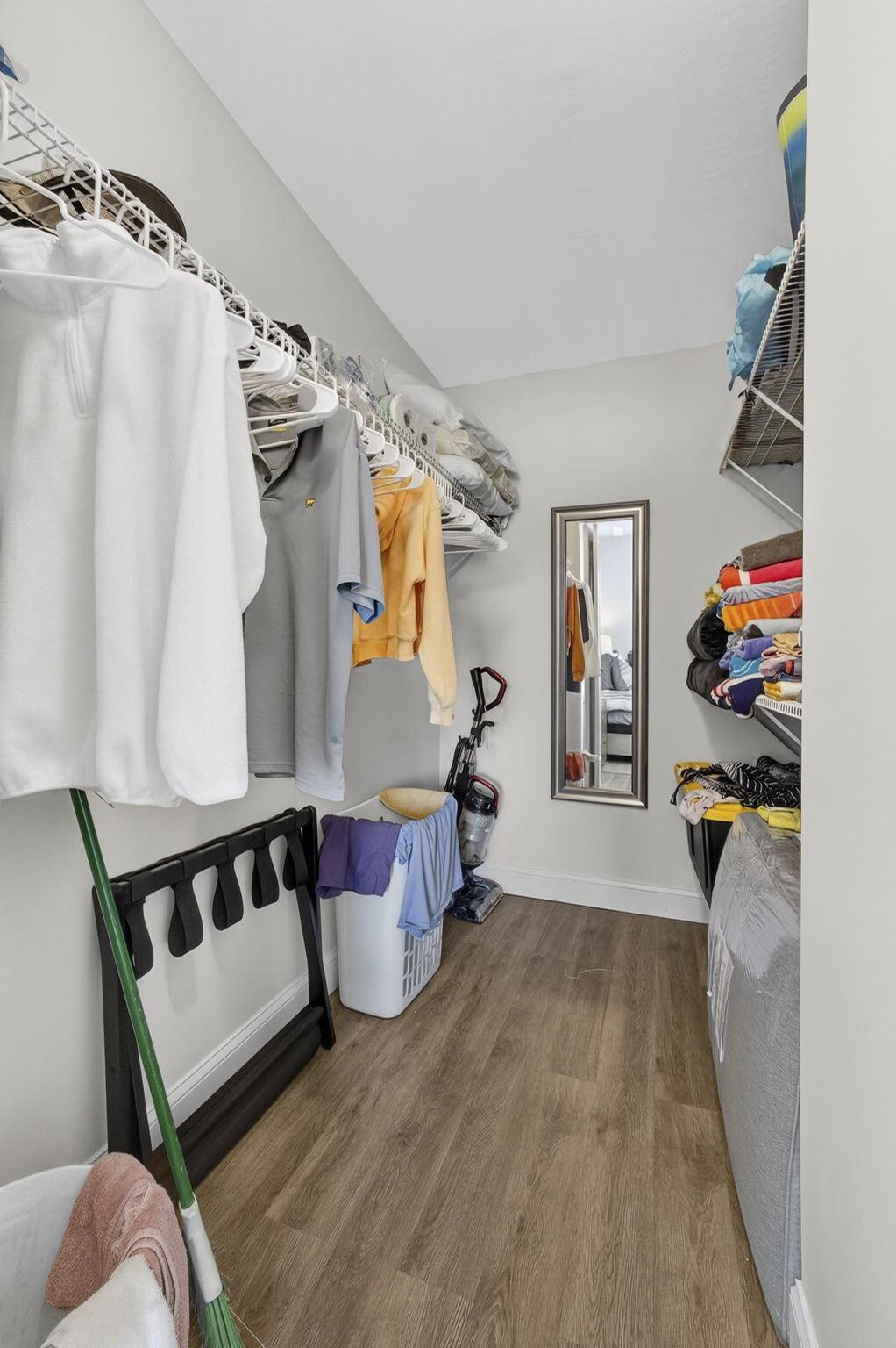 PALM CLUB VILLAGE II COND - Residential Lease