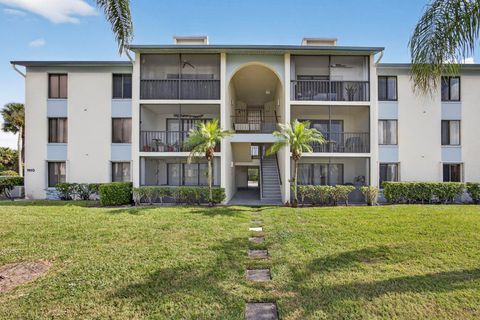 View photos, virtual tours, details... 1110 Green Pine Boulevard G1 West Palm Beach FL 33409