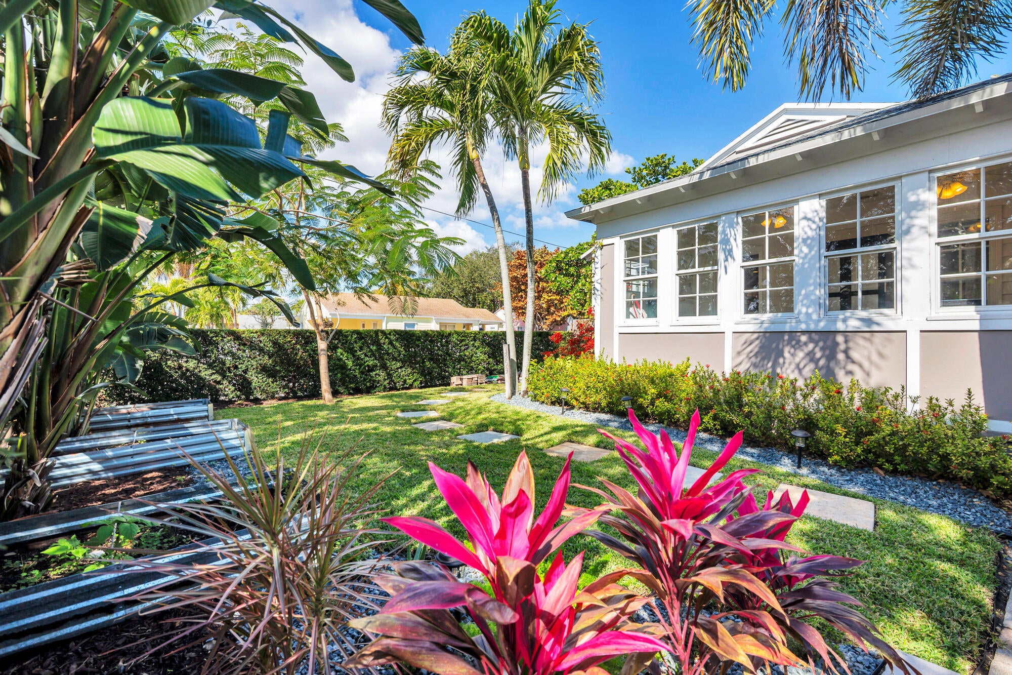 859 Sunset Road