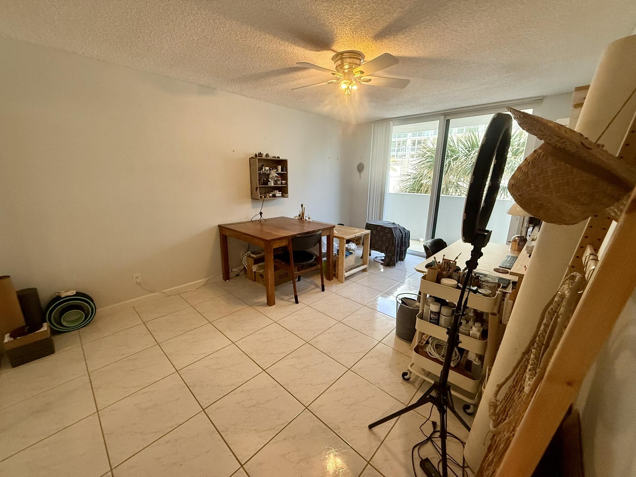 VILLA TOWERS CONDO - Residential Lease