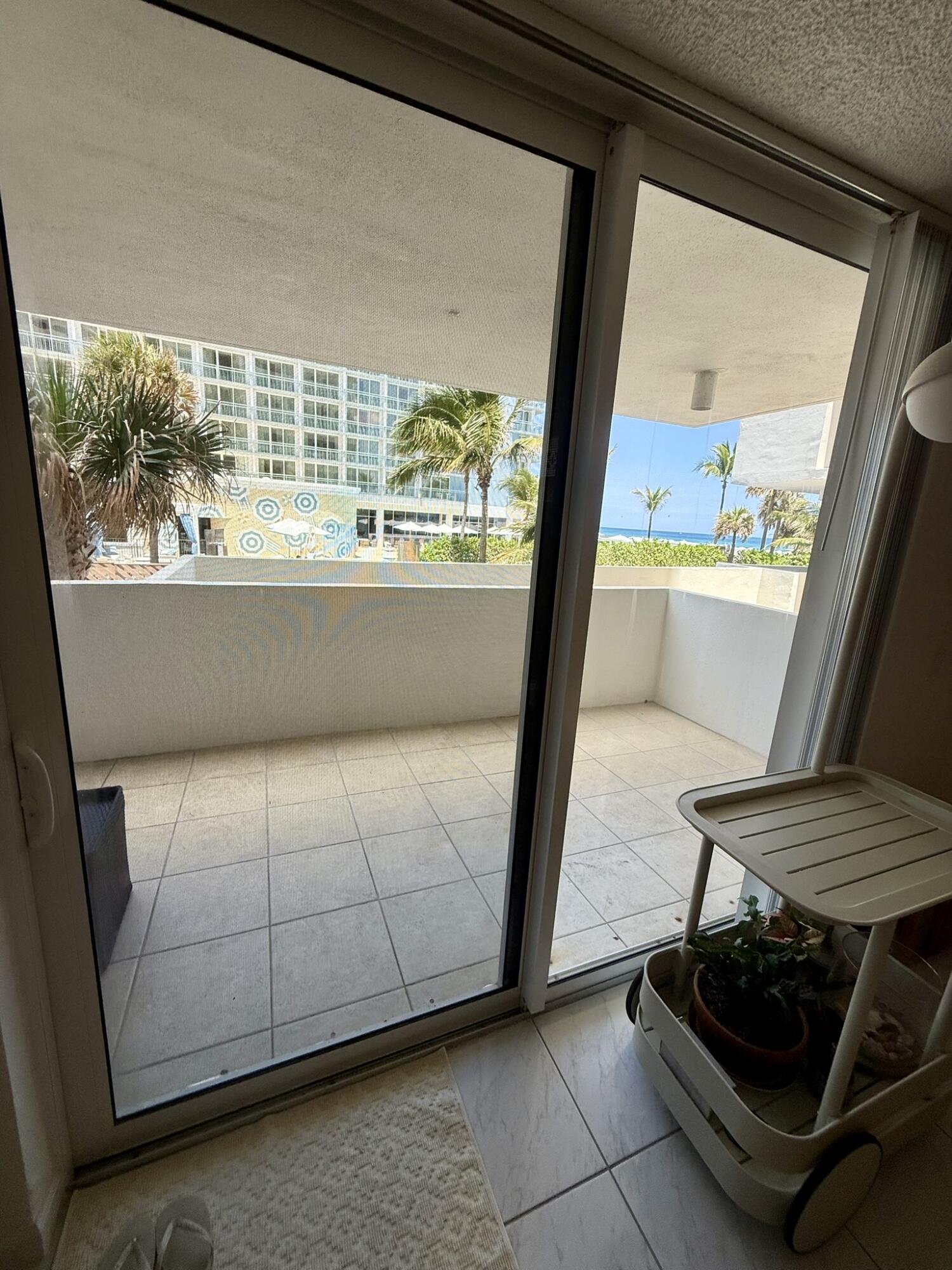 VILLA TOWERS CONDO - Residential Lease