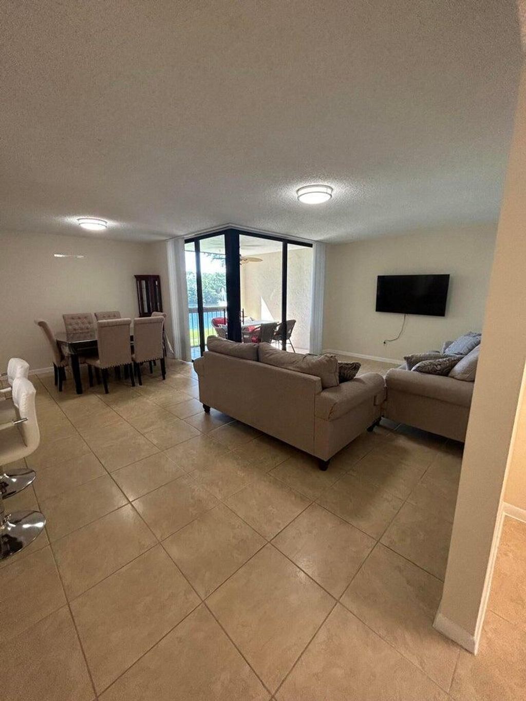 Photo of 950 Lavers Circle #F-203, Delray Beach, FL 33444 (MLS # R11048151)