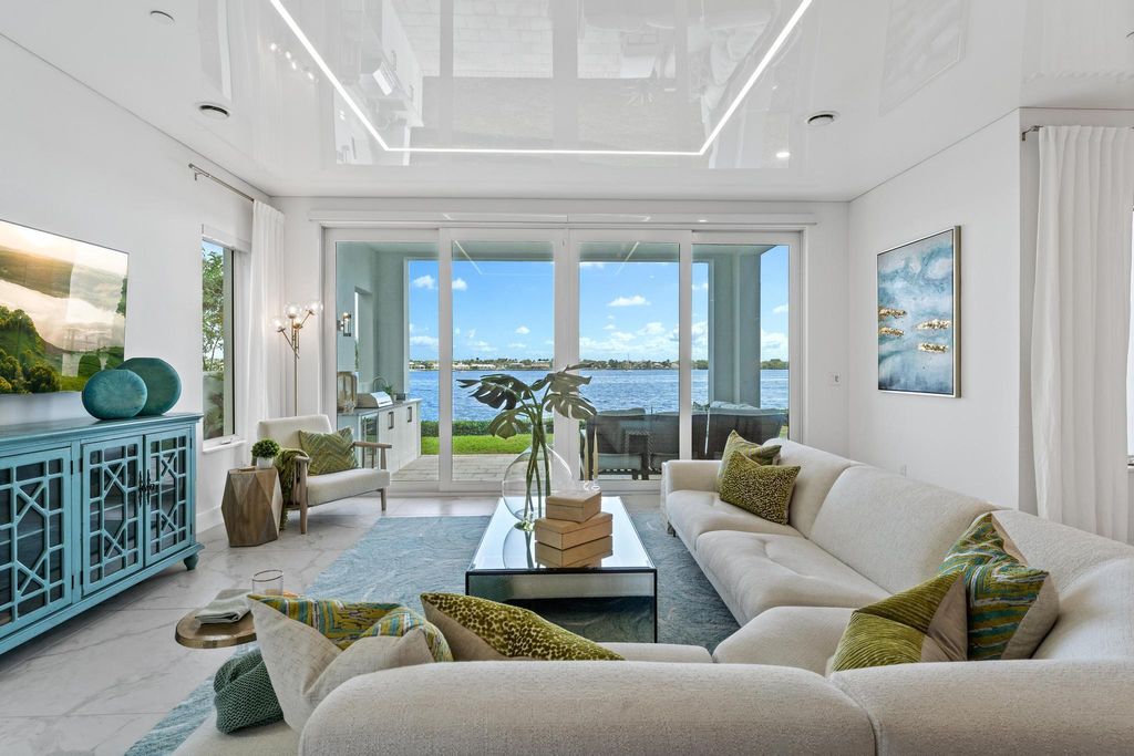 Photo of 100 Water Clb Way, North Palm Beach, FL 33408 (MLS # B26007725)