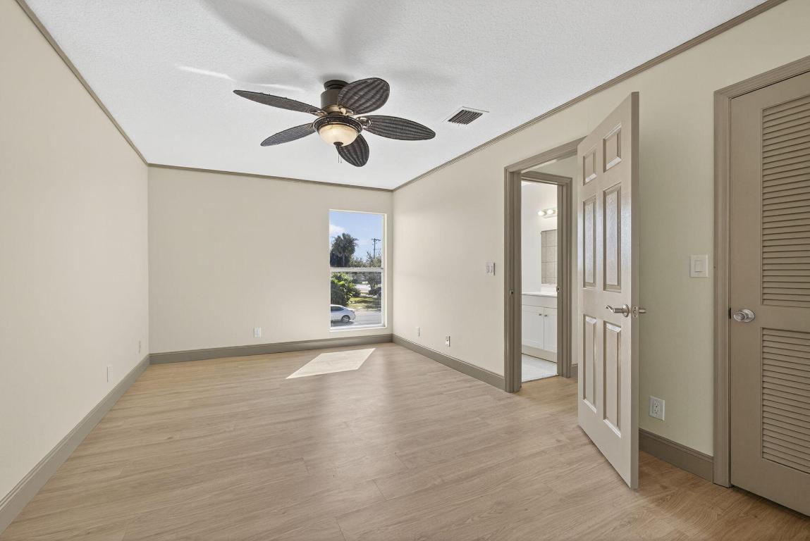 REGENCY MANOR COND DECL FILED 4-11-79 - Residential