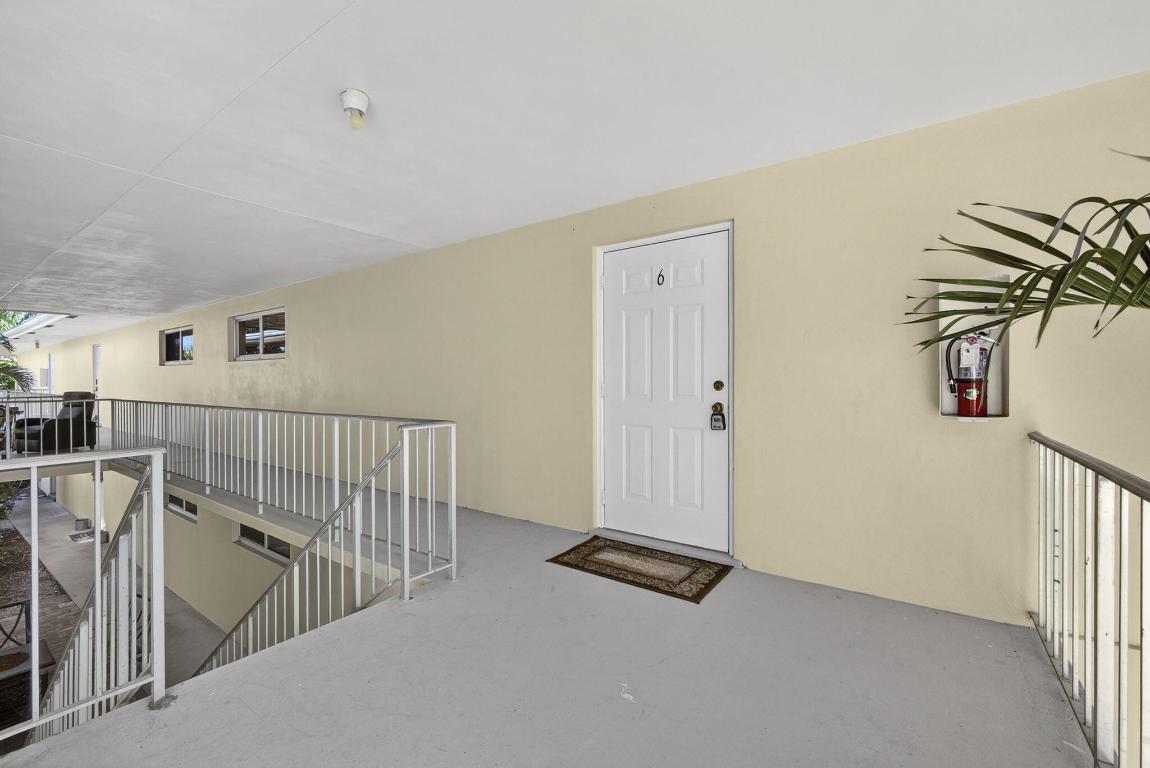 REGENCY MANOR COND DECL FILED 4-11-79 - Residential