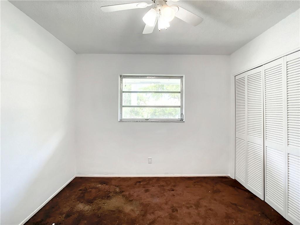 MIRROR LAKE ESTATES - Residential