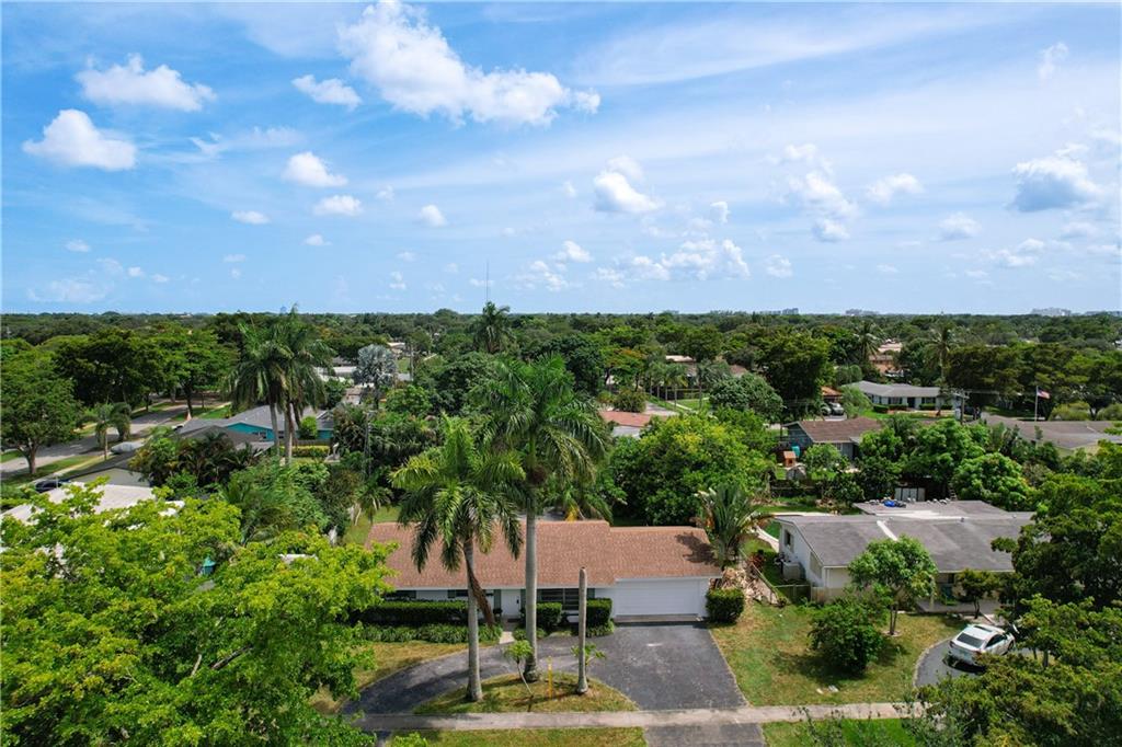 MIRROR LAKE ESTATES - Residential