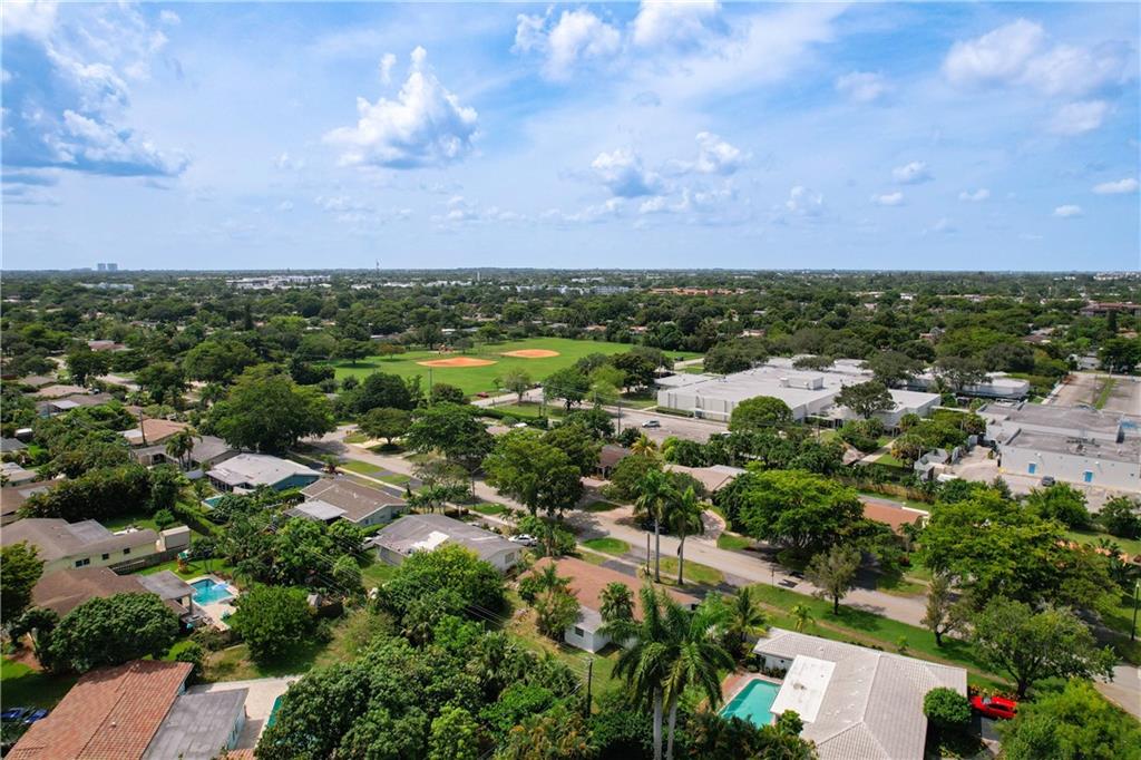 MIRROR LAKE ESTATES - Residential