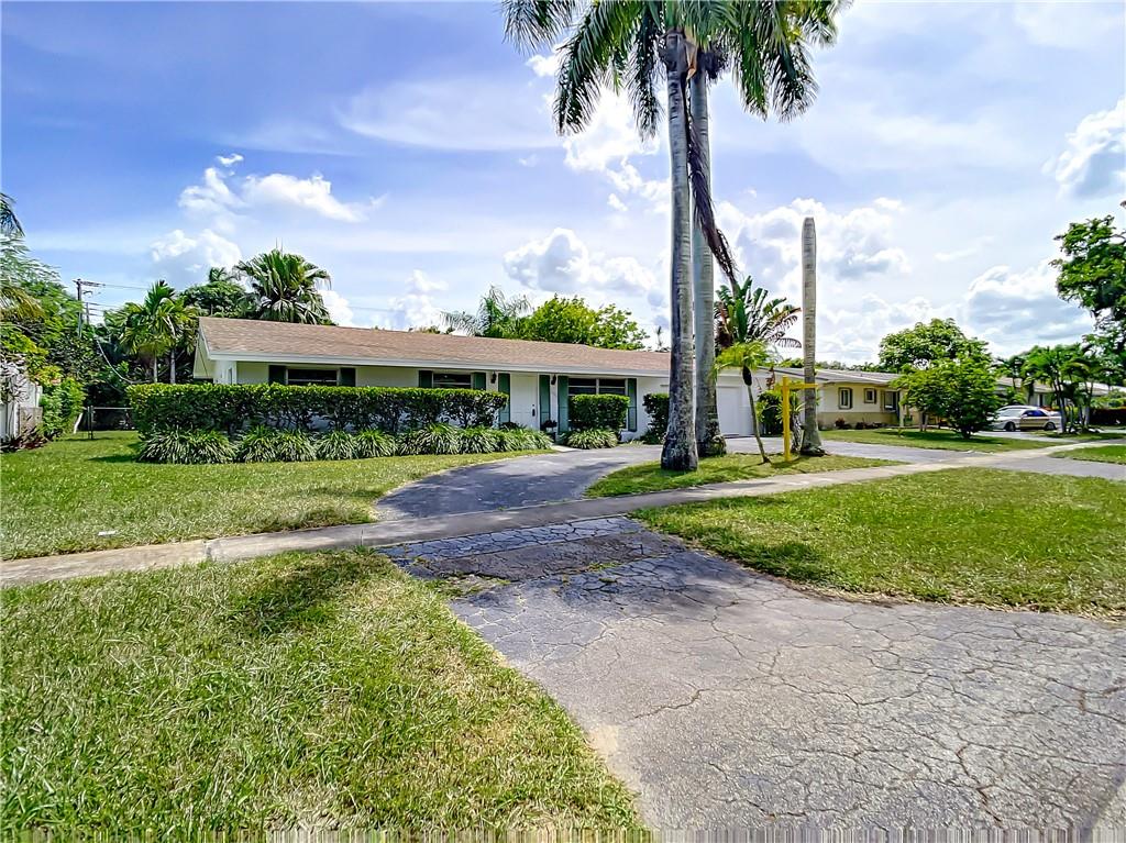 MIRROR LAKE ESTATES - Residential