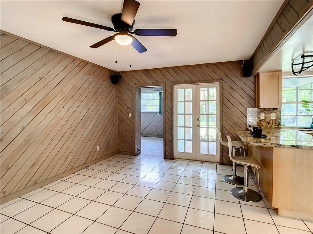 MIRROR LAKE ESTATES - Residential