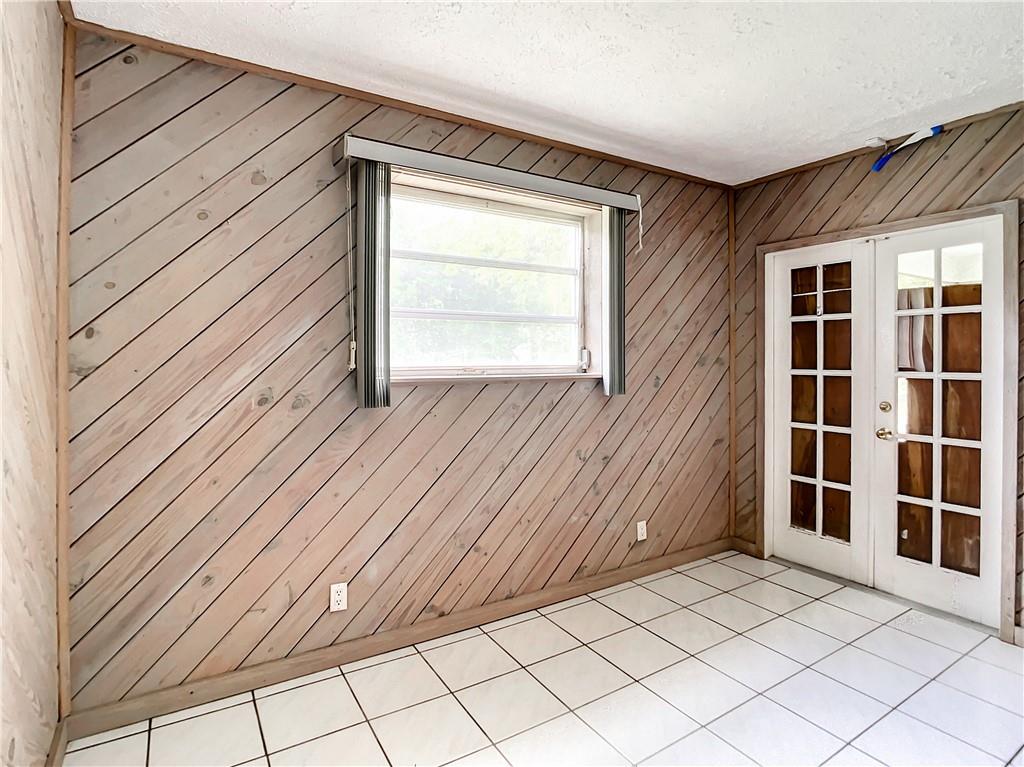 MIRROR LAKE ESTATES - Residential