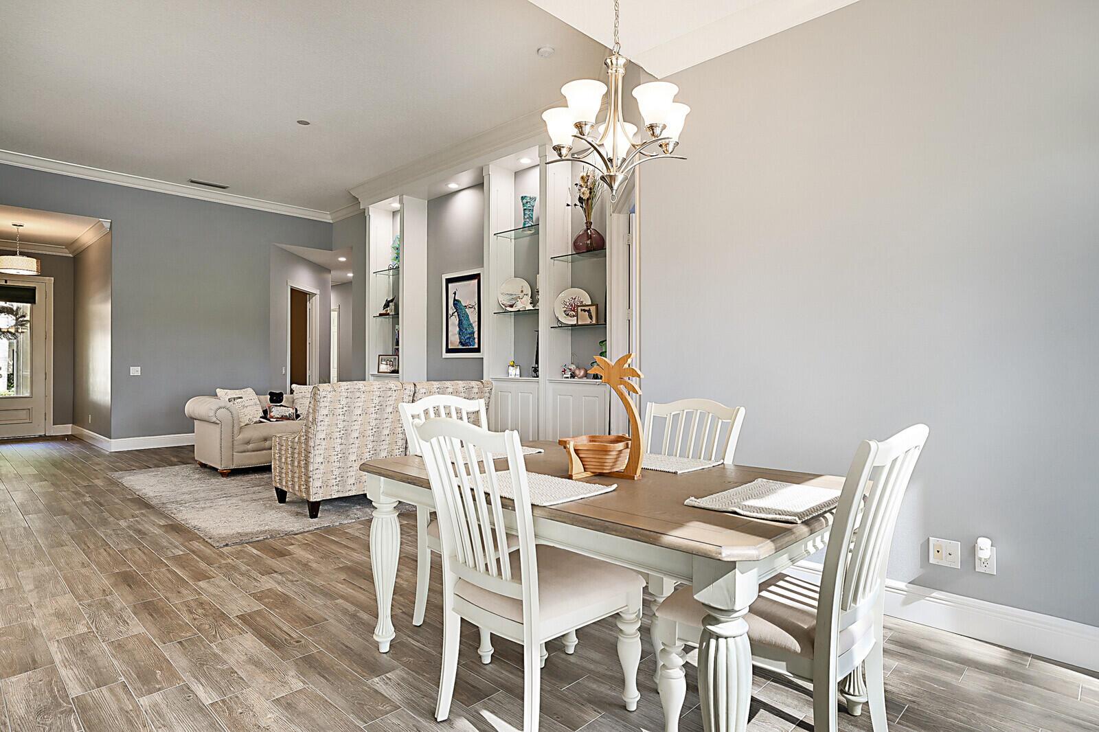 ISLES AT PALM BEACH GARDE - Residential